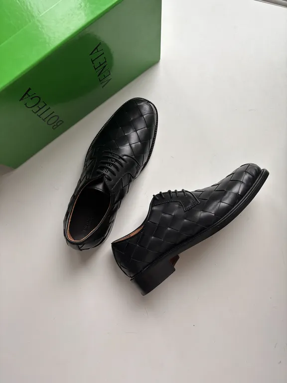 Bottega Veneta Shoe 